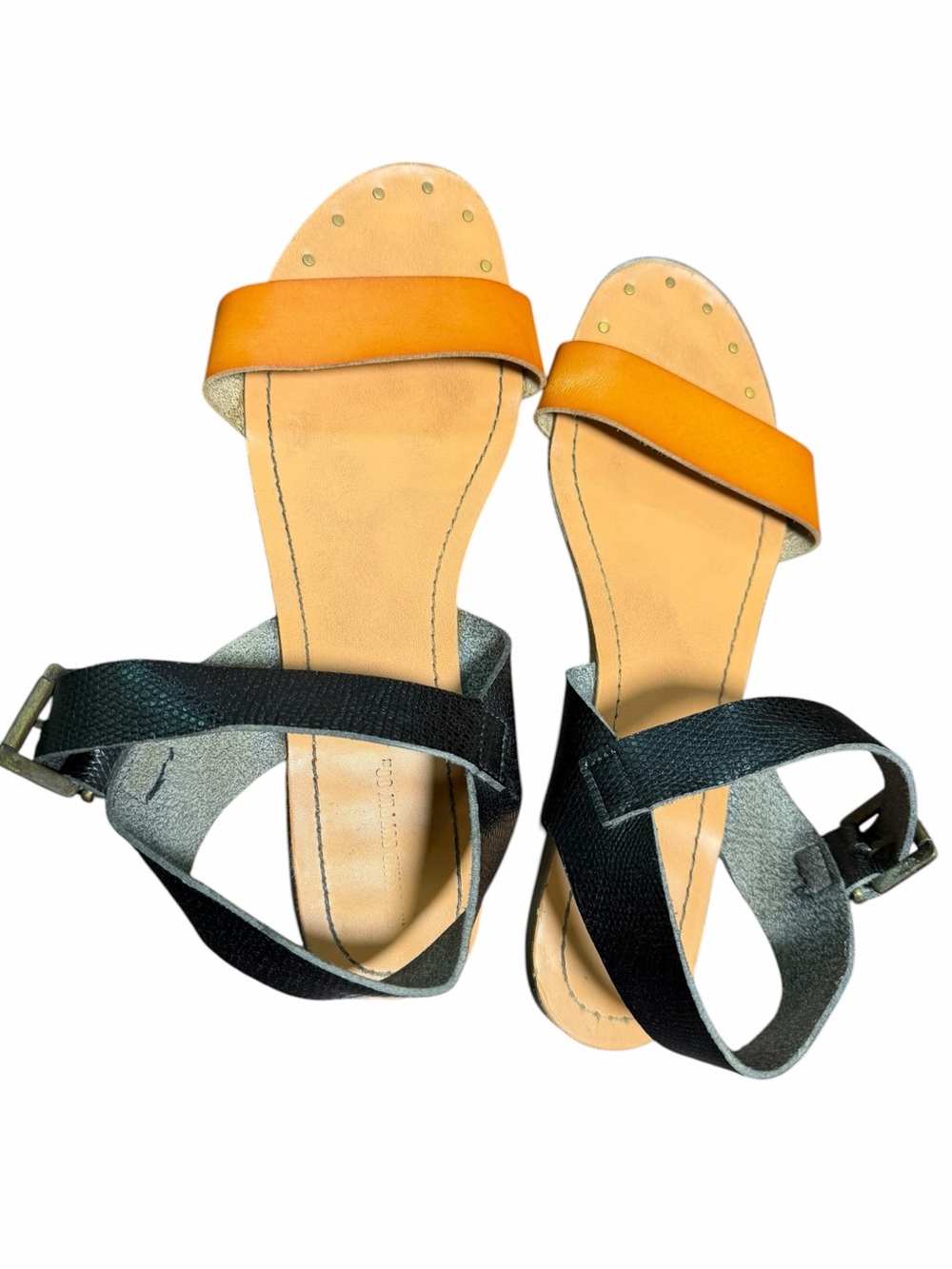 Mossimo Supply Co Size 11 Cognac Brown Black Flat Strappy Sandals Boho - Picture 4 of 6